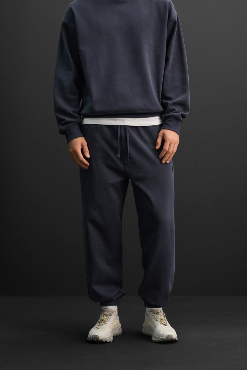 JOGGERS