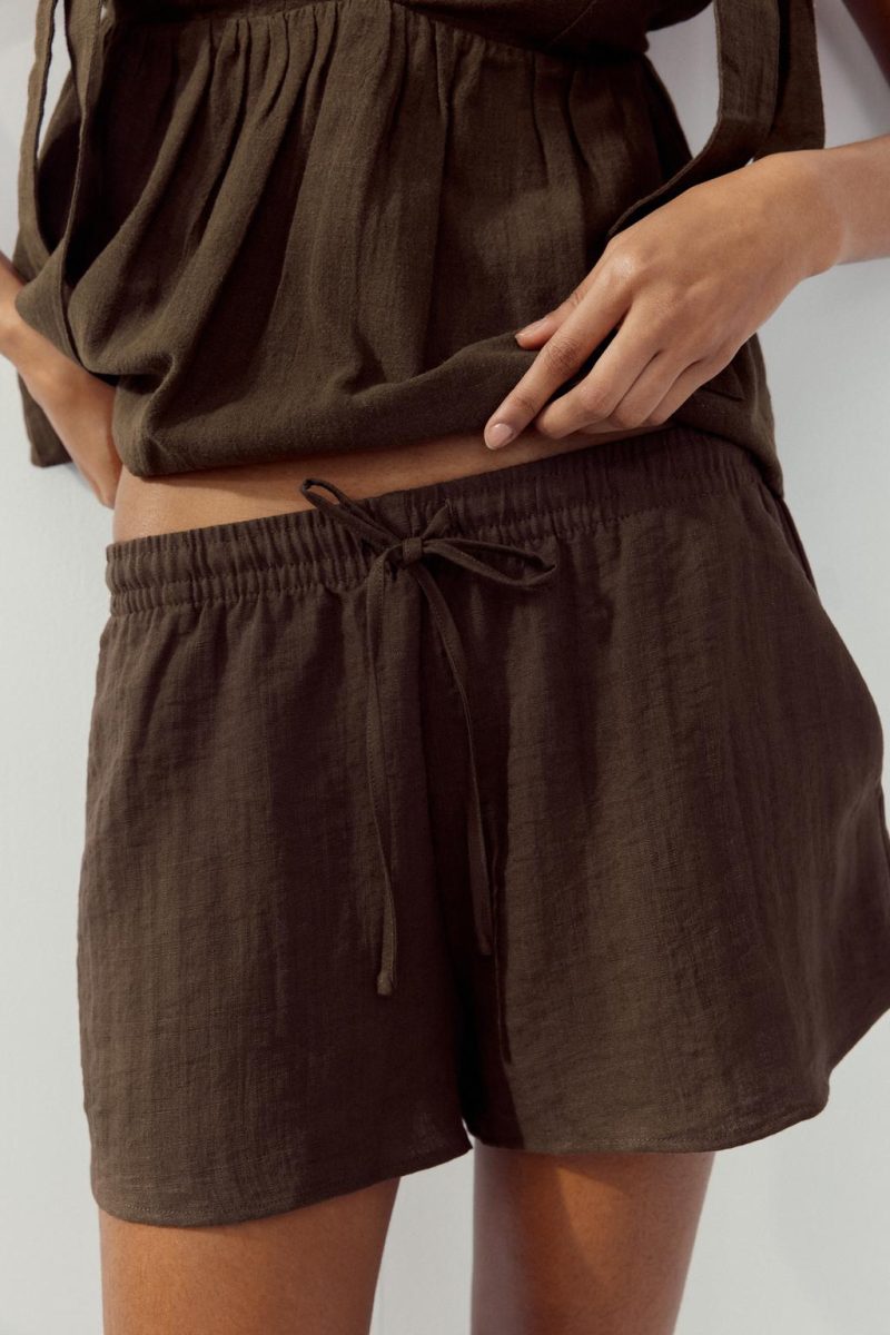 MINI SHORTS WITH TIES - BROWN