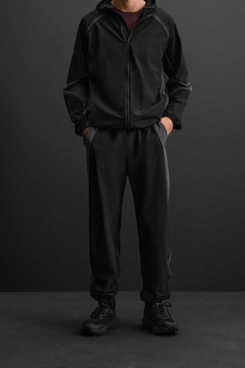 COLOR BLOCKED TECHNOLOGICAL FABRIC PANTS