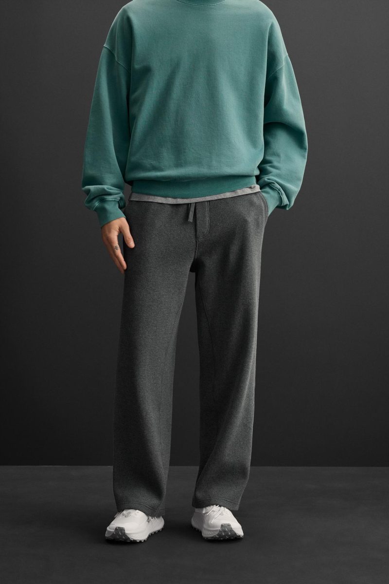 TEXTURED JOGGERS